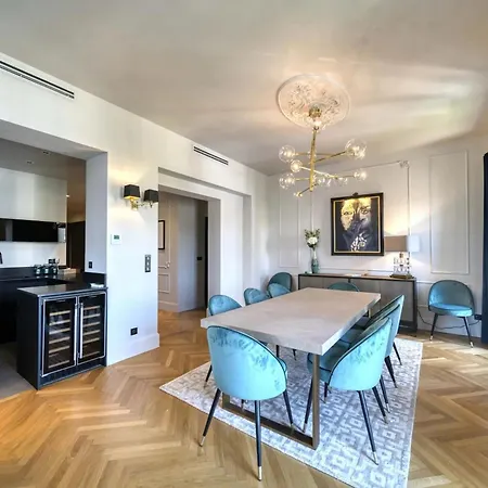 Cosy Apartament *